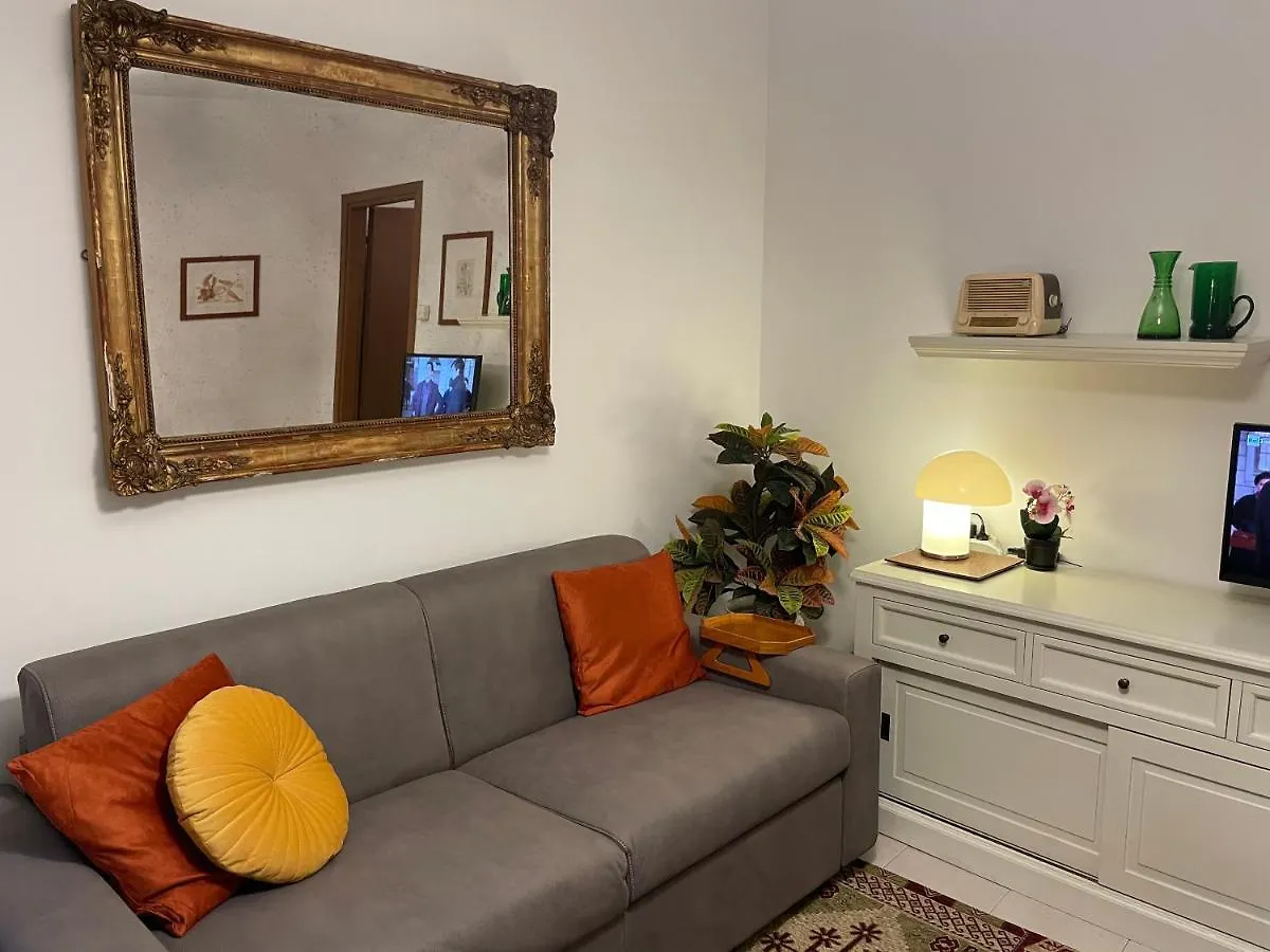 Ferienwohnung Accademia Family Bergamo